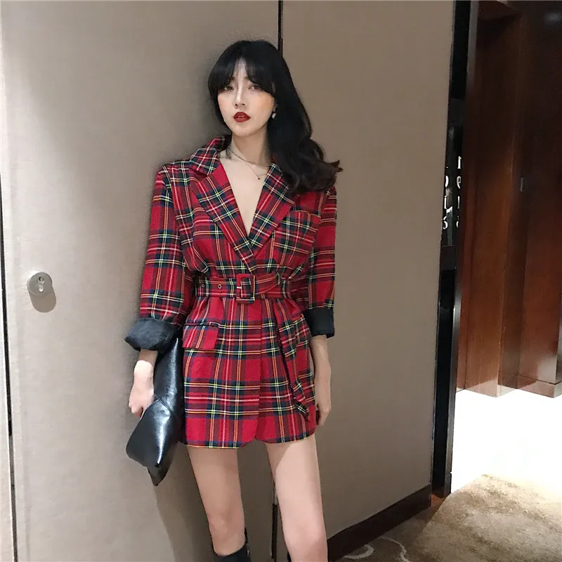 Женский блейзер в клетку с длинным рукавом и поясом красный модный офисный