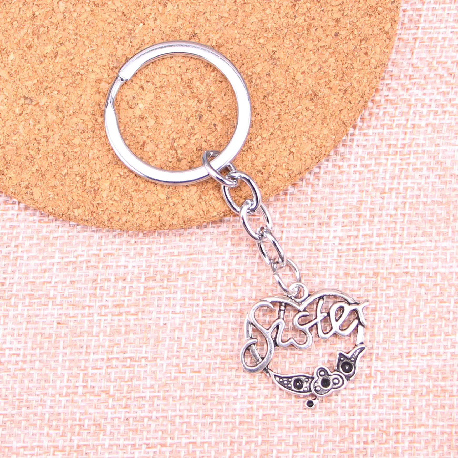 Брелок цветок 24*24 мм подвеска в виде сердца для автомобильных ключей