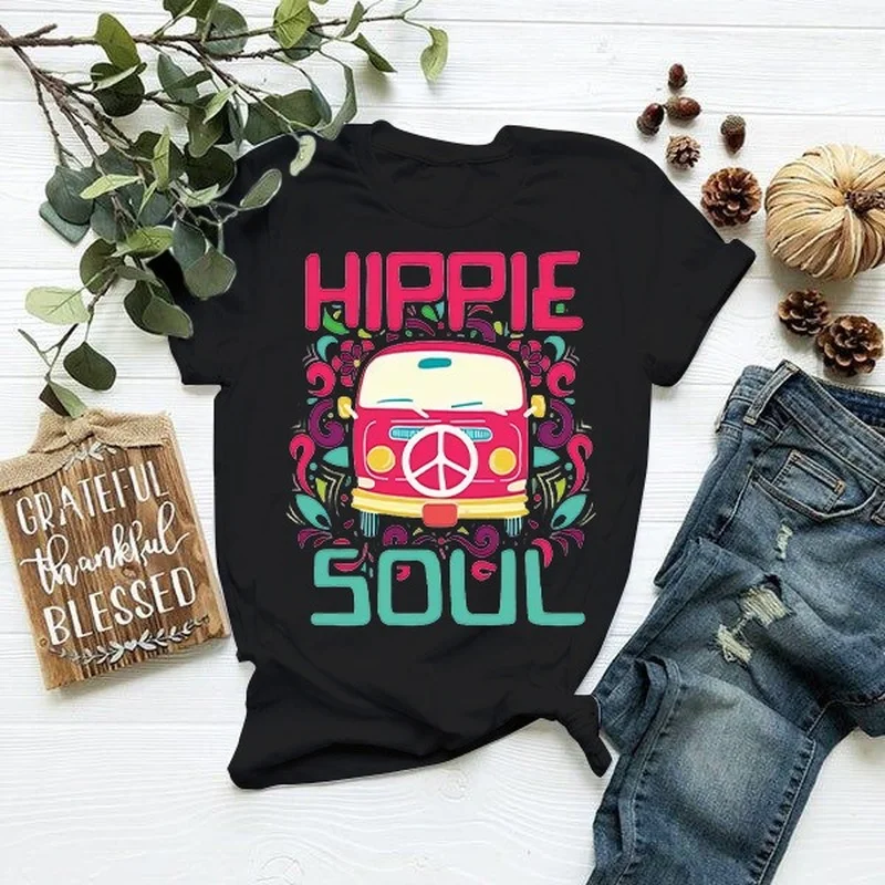 

Женская футболка с коротким рукавом и круглым вырезом, свободного покроя