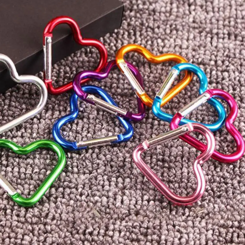 

5 Pieces Heart Shape Steel Small Carabiner Clips Outdoor Camping Multi Tool Fishing Acessories Climbing Camping Accessories