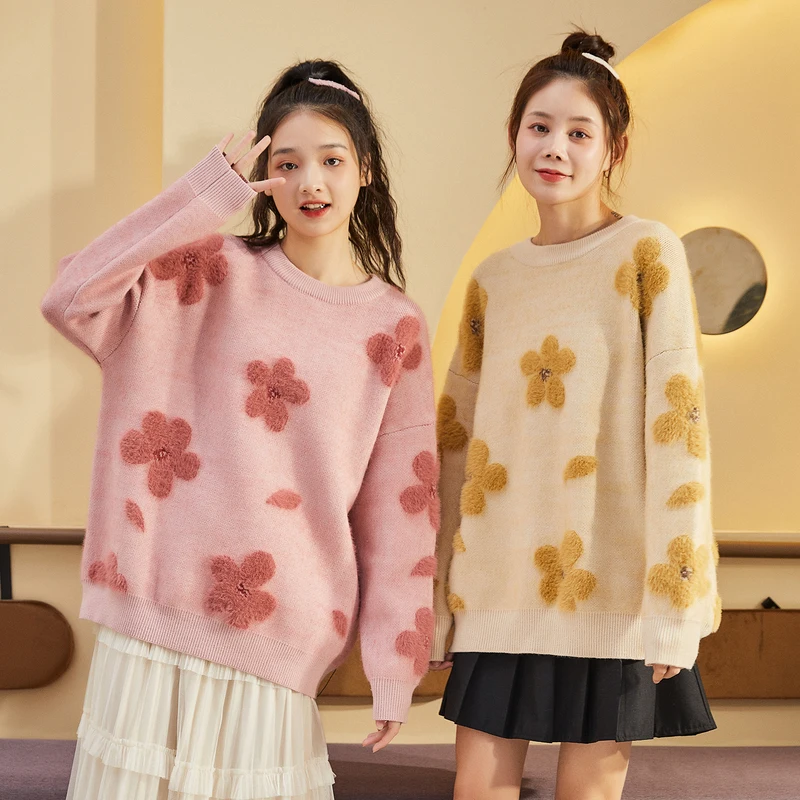 Autumn and Winter New Women's Sweater Retro Japanese Idle Style Plush Feeling Girlfriends Soft Glutinous Series Sweater
