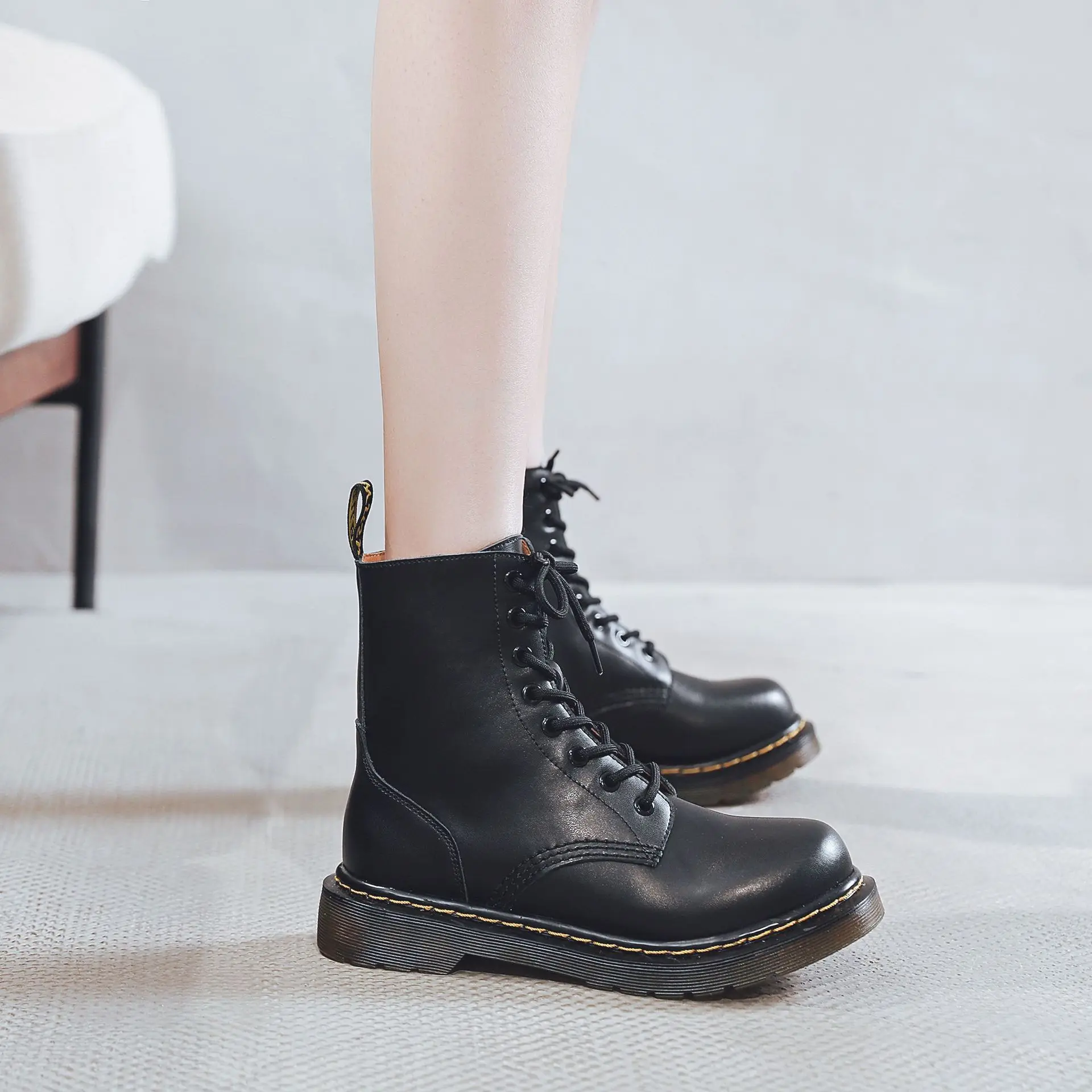 Женские короткие ботинки на платформе Новинка осени 2020 повседневная обувь