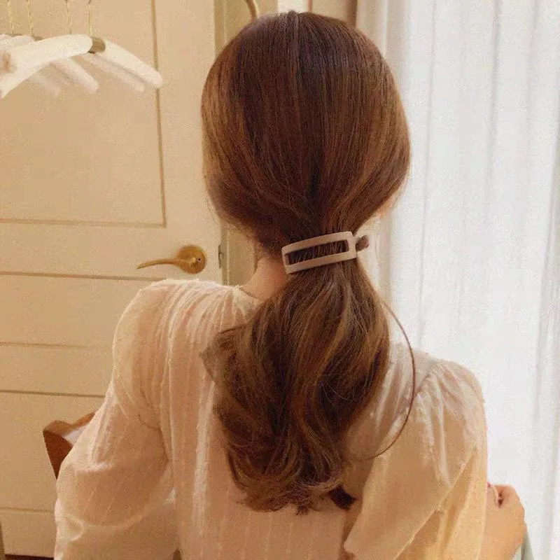 

New Cute Candy Colors Hair Claws simple Hollow out Women Girls Sweet Hair Clips Ponytail Holder Hairpins Fashion Hair Accessorie