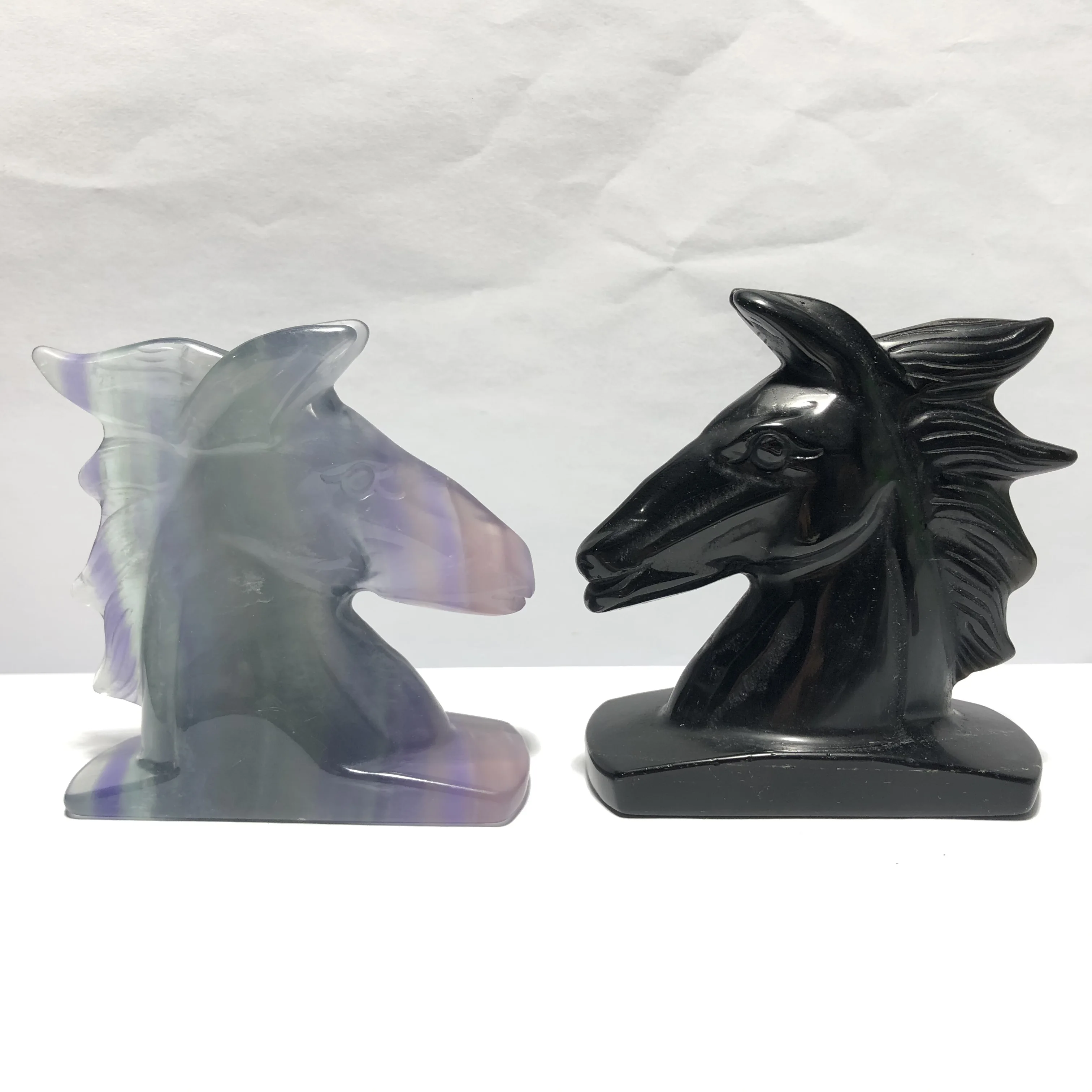 

Different Materials Horse Heads Feng Shui Chakra Healing Reiki Quartz Stone Home Decoration Stone Handicraft Decoration Carvings