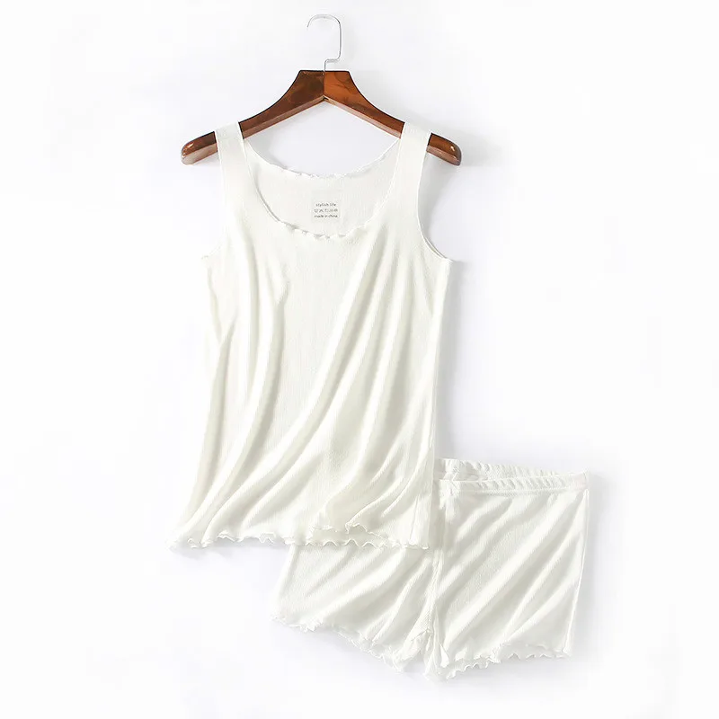 Комплект одежды женский из двух предметов эластичный комплект жилет и шорты