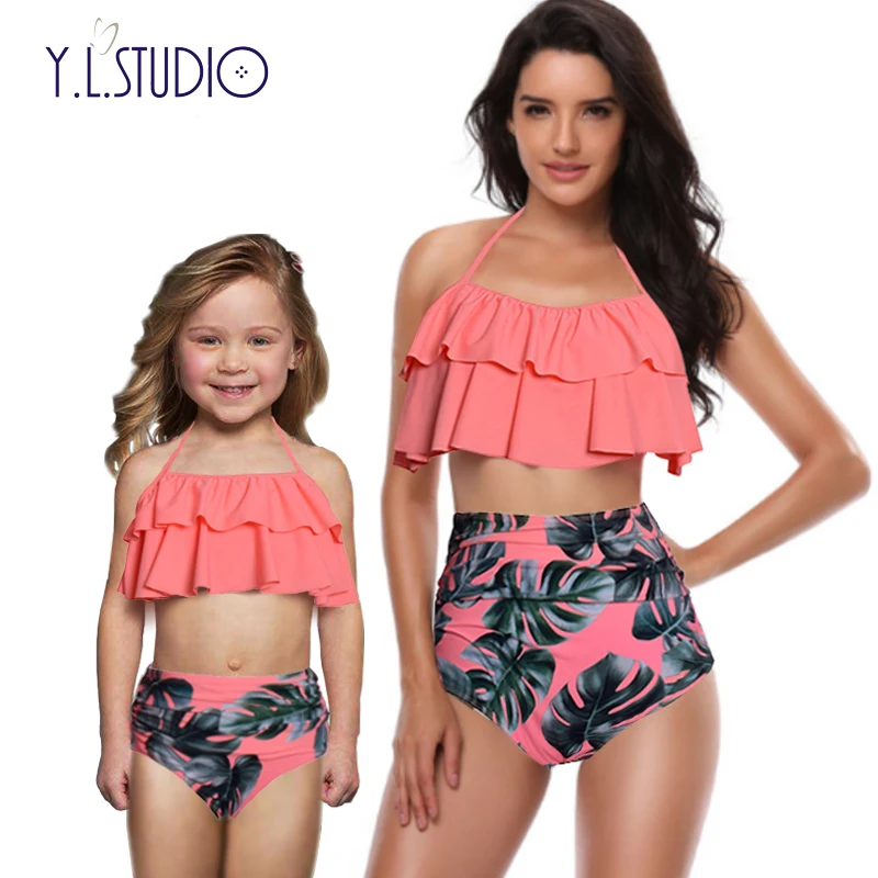 

Mother and Daughter Swimsuit Mommy Swimwear Bikini Sets Brachwear Clothes Look Mom Baby Dresses Clothing Family Matching Outfits