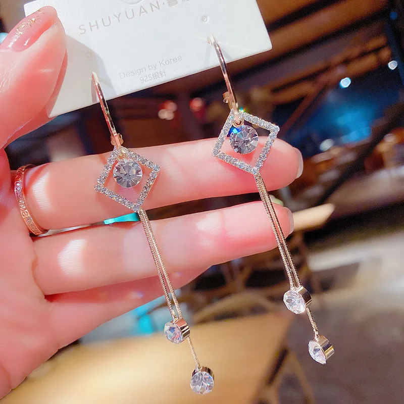 

Elegant Luxury Geometric Tassel Long Big Diamond Pendant Earrings For Woman Fashion Korean Temperament Round Face Thin Jewelry