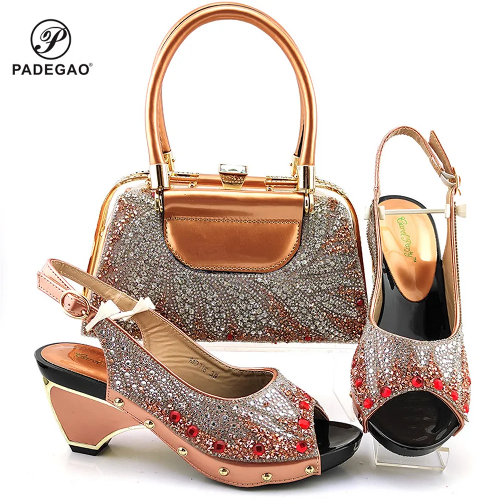 

Classics Style High Quality African Women Shoes and Bag Set in Red Color Slingbakcs Sandals with Shinning Crystal