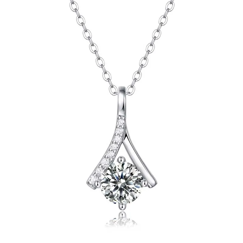 

Ожерелье женское из серебра 925 пробы с муассанитом 1 карат