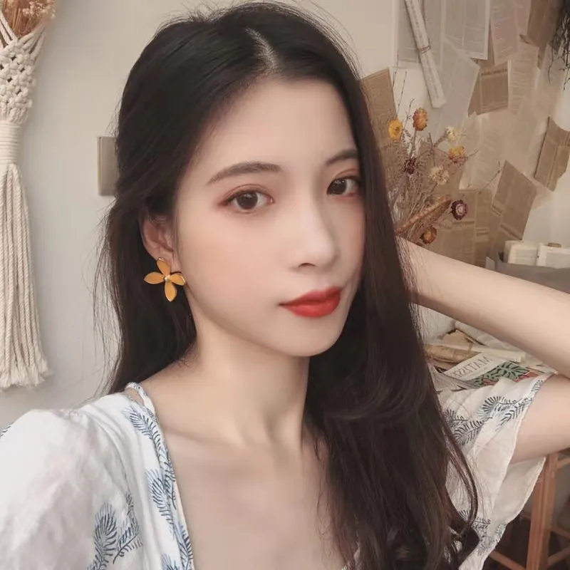 Web обувь знаменитостей Новинка тренд металлического материала Лепестки Капли