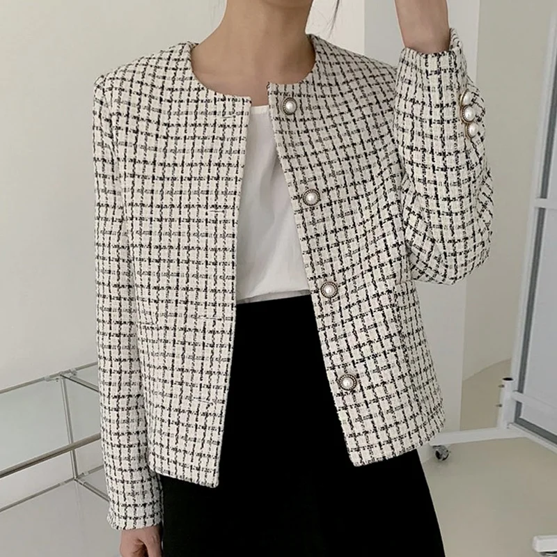 

Korean Chic Temperament Round Neck Color Contrast Check Design Pearl Button Long Sleeve Tweed Suit Coat Women 2021 N130