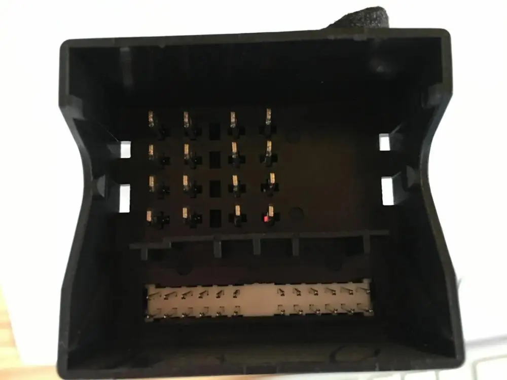 Эмулятор Plug Play с активацией камеры Navi/VIM/Rear View для BMW cic E7x E70 E71 X5 CIC|Кабели адаптеры и