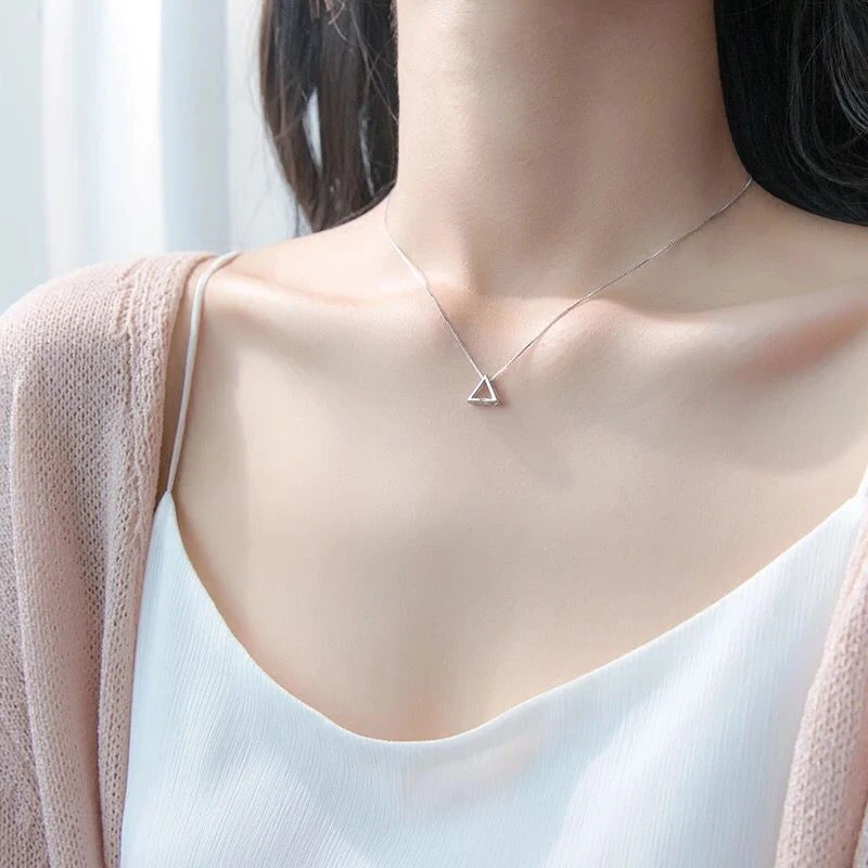 

925 Sterling Silver Pin Exquisite Fashion Necklaces Such As Hollowed Out Triangle Sapphire Water Jet Whale