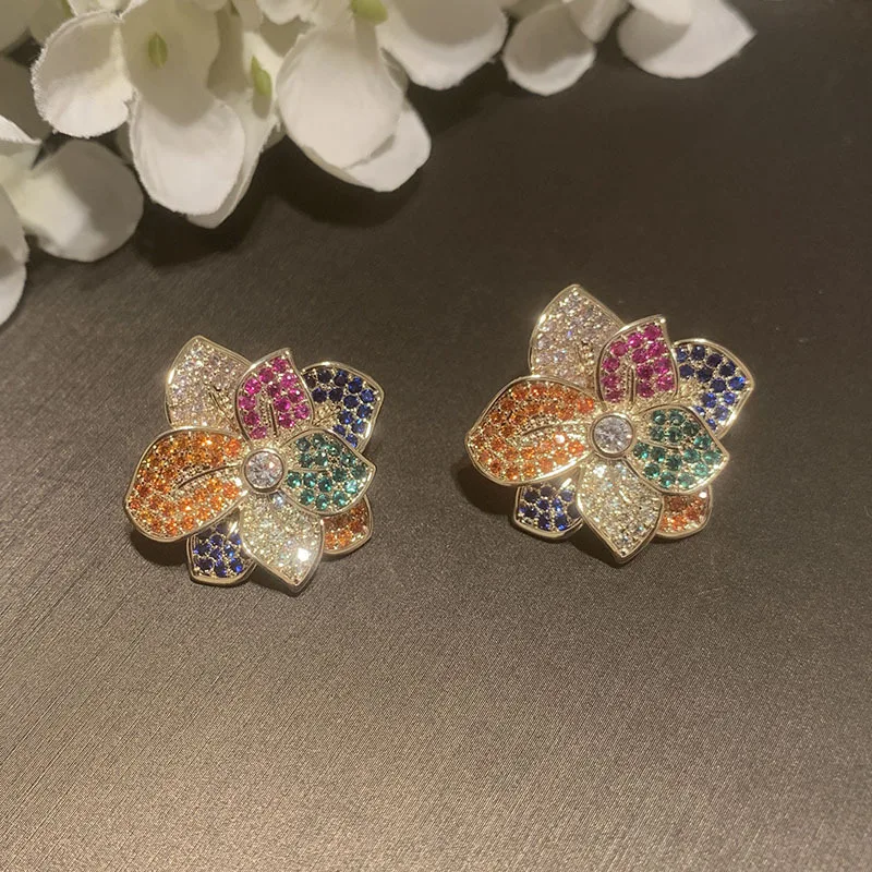 

Color Flower Earrings For Gorgeous Ladies S925 Silver Needle Temperament Elegant Gradient Leaves Stereo Petal Earrings 2021