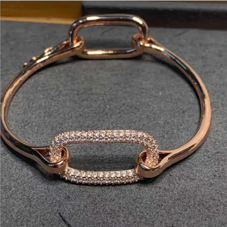 

Love lock bracelets female geometric bracelet exaggerated buckle bracelet