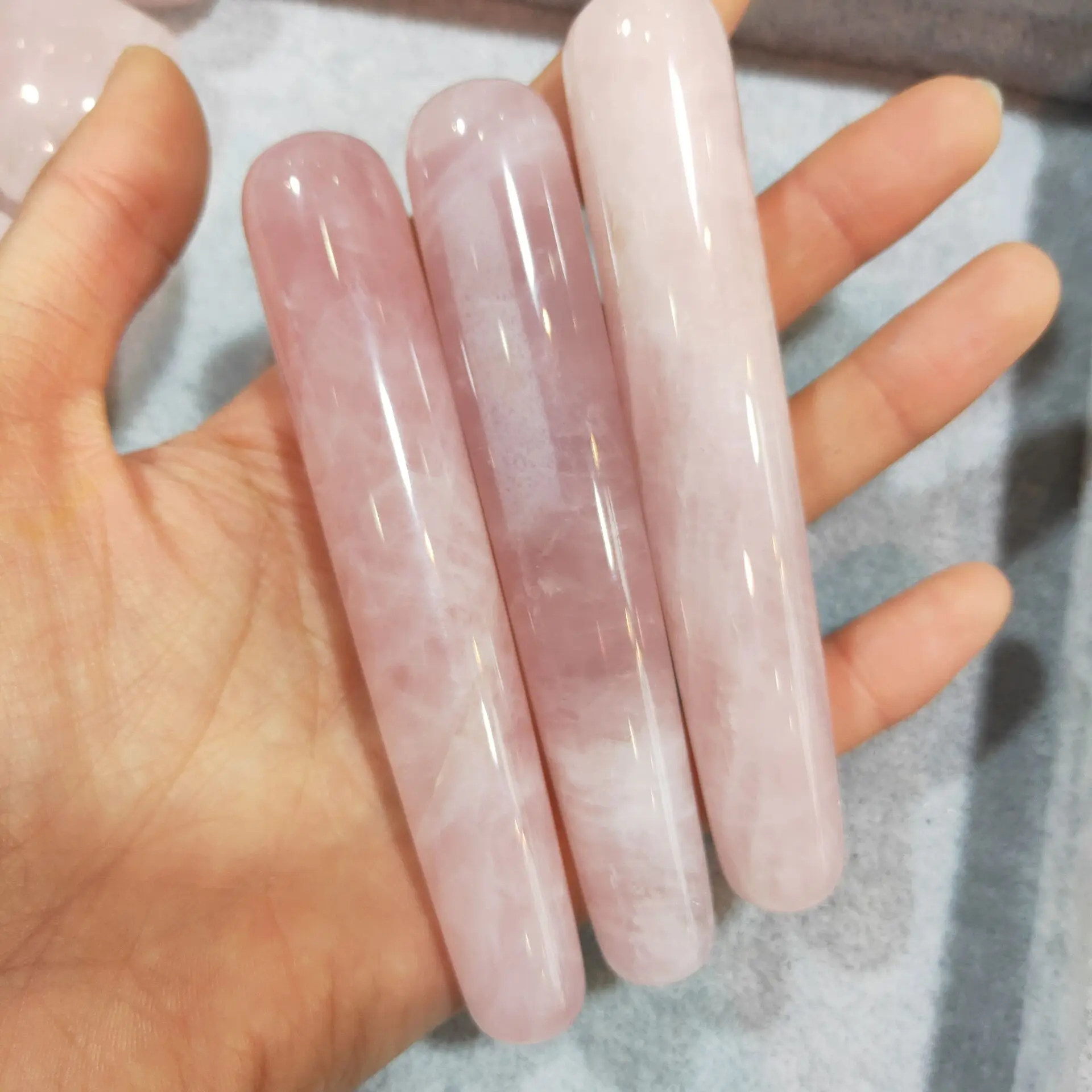 

1pcs Promote Blood Circulation Tool Natural Crystal Jade Powder Beauty Massage Bar Point Bar Scraping Board Stick