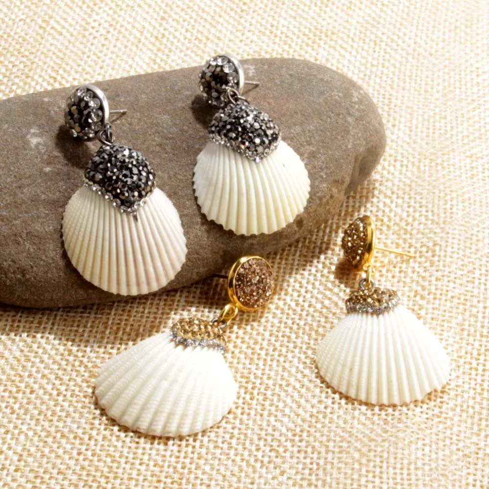 

Natural shell diamond earrings retro exaggerated scallop earrings bohemian personality geometric temperament earrings