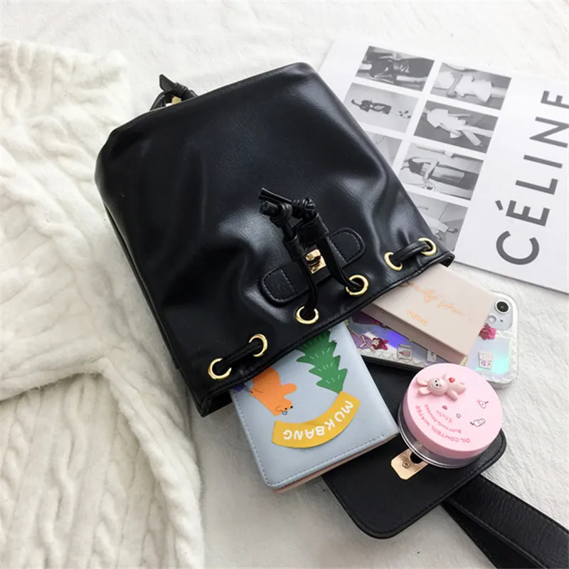 

New Luxury PU Leather Pure Color Clamshell Handbags for Women Simple Drawstring Shoulder Messenger Bag Female Elegant Chest Bag