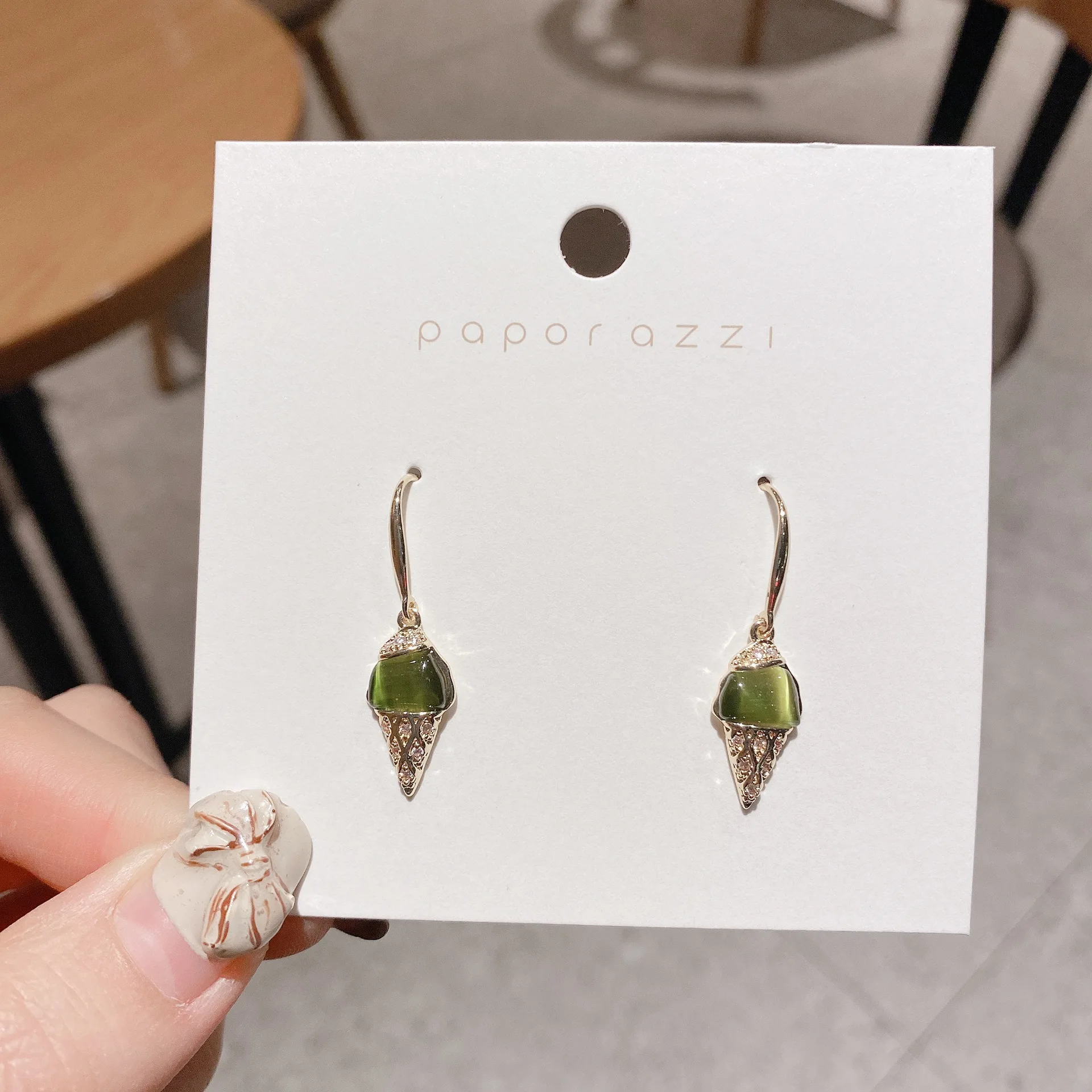 

Korean Trendy Simple Ice Cream Geometric Drop Earrings for Women Shiny Zircon Party Temperament Fashion Jewelry Gift Accessories