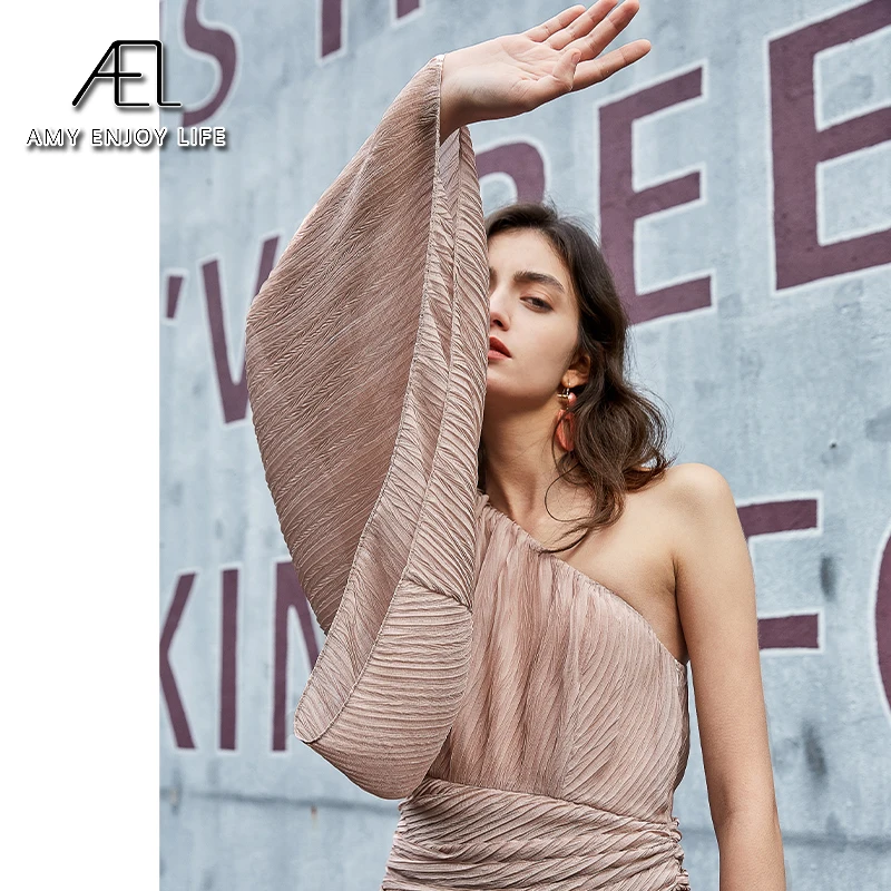 Женское шифоновое платье на одно плечо темно-розовое Плиссированное длинное без