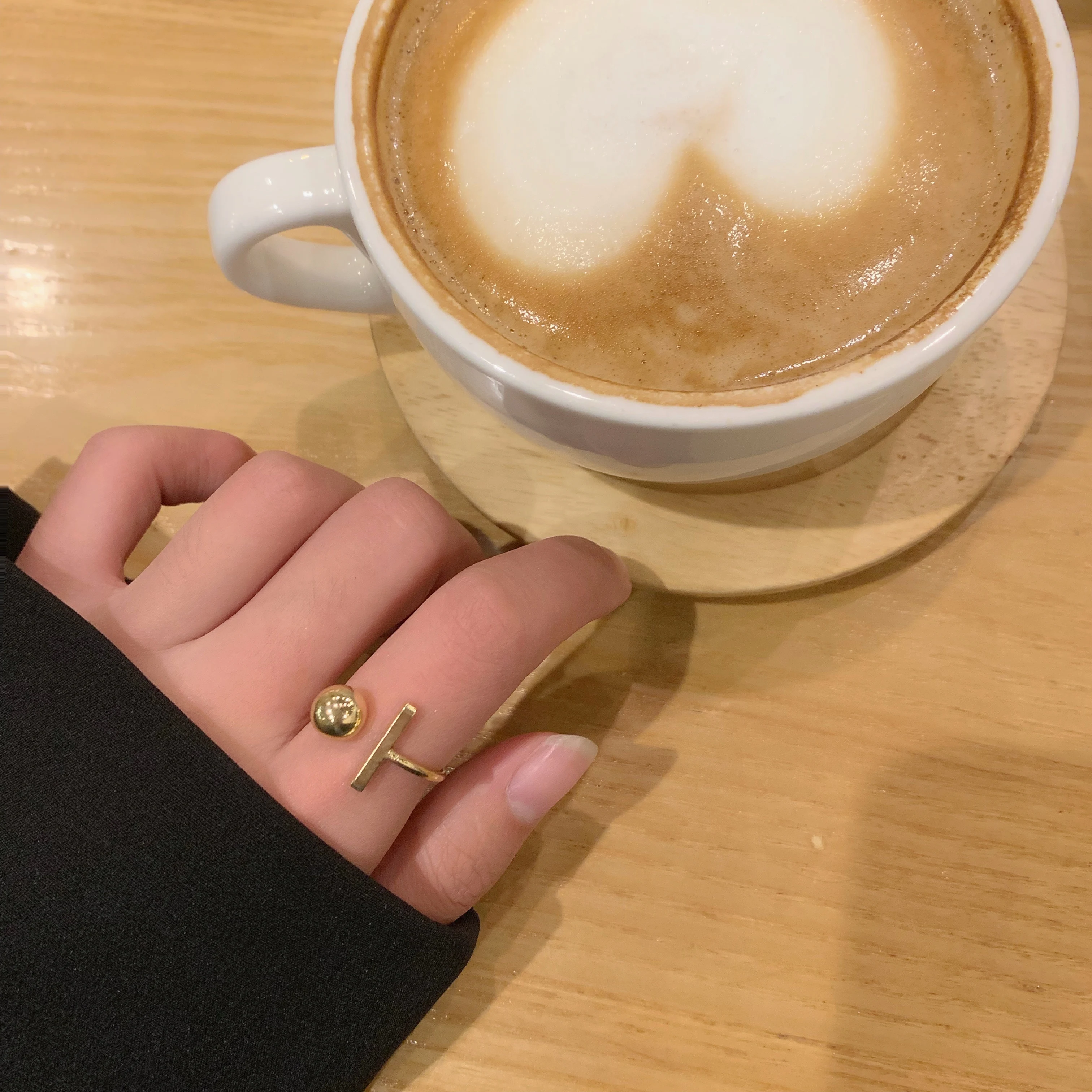 Женское асимметричное кольцо с золотистыми шариками регулируемый размер|Кольца|