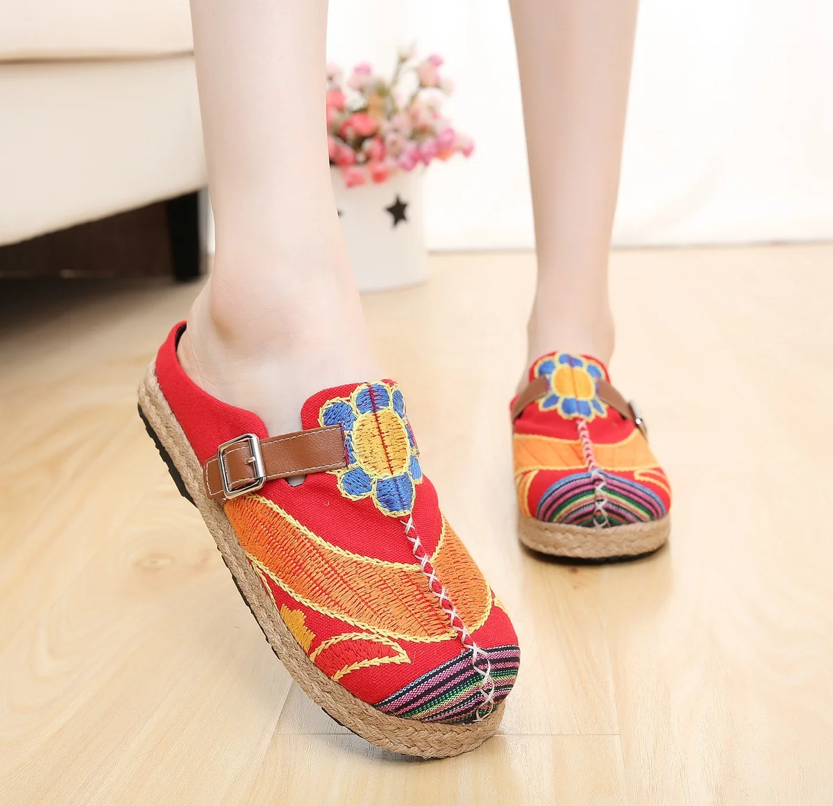 

Fashion Summer Women Shoes Slippers Casual Canvas Flat National Slip on Shoes Round Toe Comfortable Eur:35-42