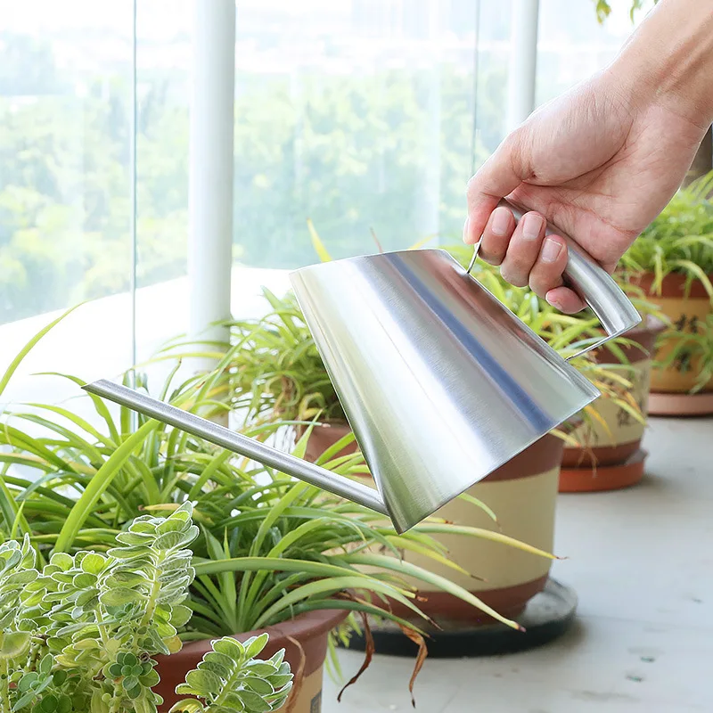 

1.5L Plant Watering Can Long Mouth Large Metal Watering Can Home Garden Succulents Potted Gardening Flower Pot