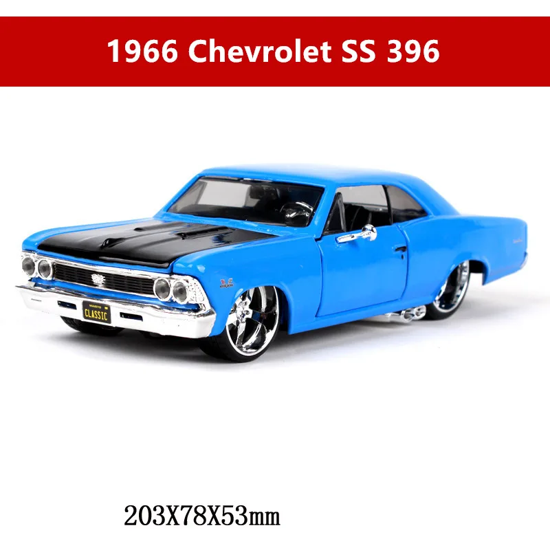 Небесно-голубой Maisto 1:24 1966 Chevrolet SS имитация сплава Модель автомобиля ремесла Коллекция игрушек инструменты подарок - Цвет: Небесно-голубой
