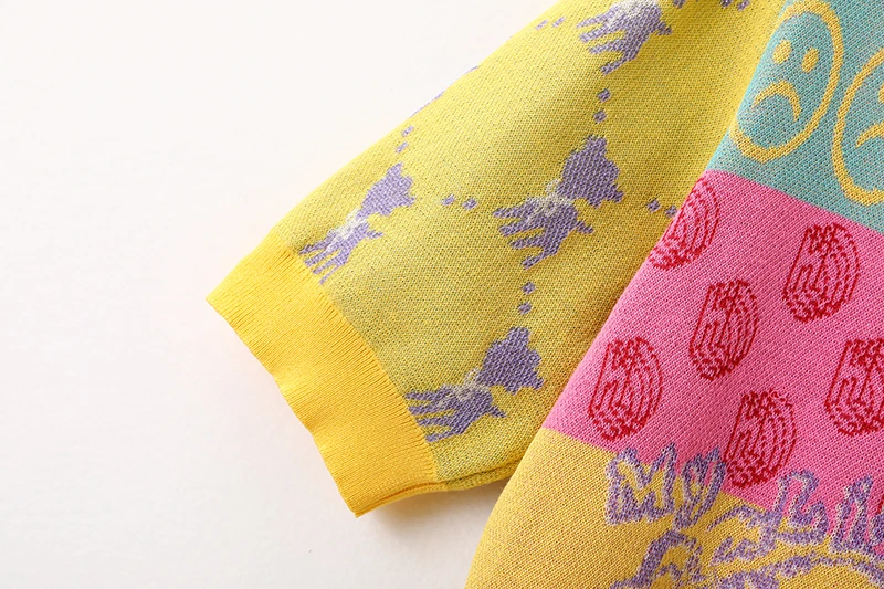 

Summer Office Lady Loose And Thin Cartoon Printing Top Short Sleeve Knitted V-Neck Single Breasted Color Contrast Cardigan Women