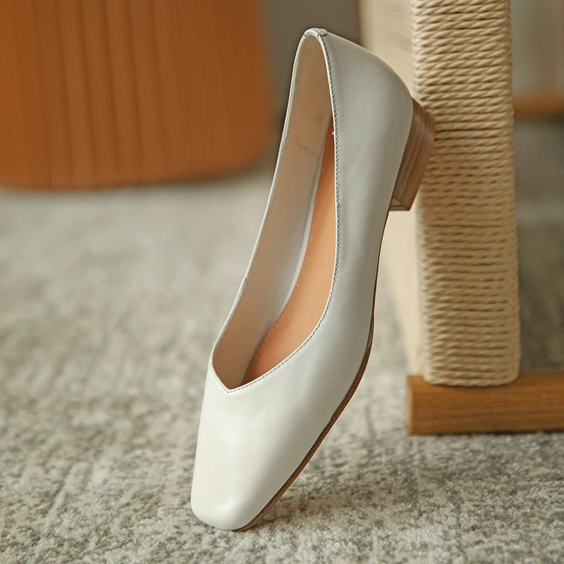 

Hot Slip-On Women Shoes Square Heel Casual Shoes 2021 Thick Heel Fashion Spring and Autumn Pump Size 34-39 Handmade Platform