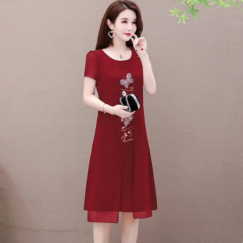 UHYTGF Элегантное летнее платье для мамы корейская мода имитация двух частей