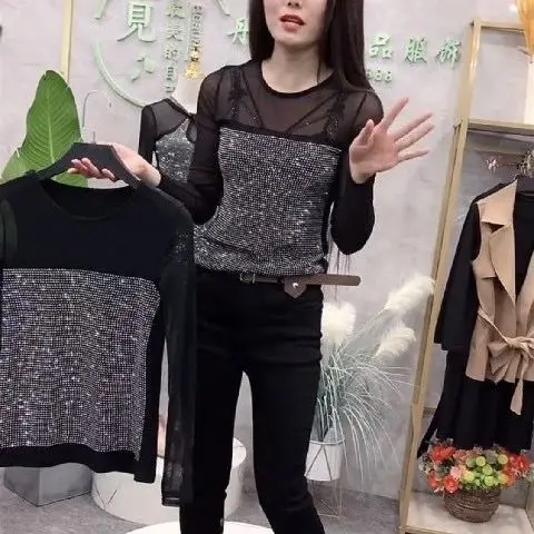 

New fashion long sleeve T-shirt for women in spring and summer