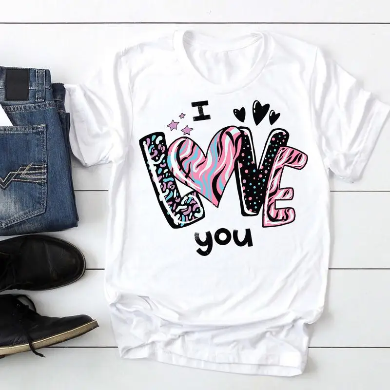 

Женская футболка с леопардовым принтом и коротким рукавом