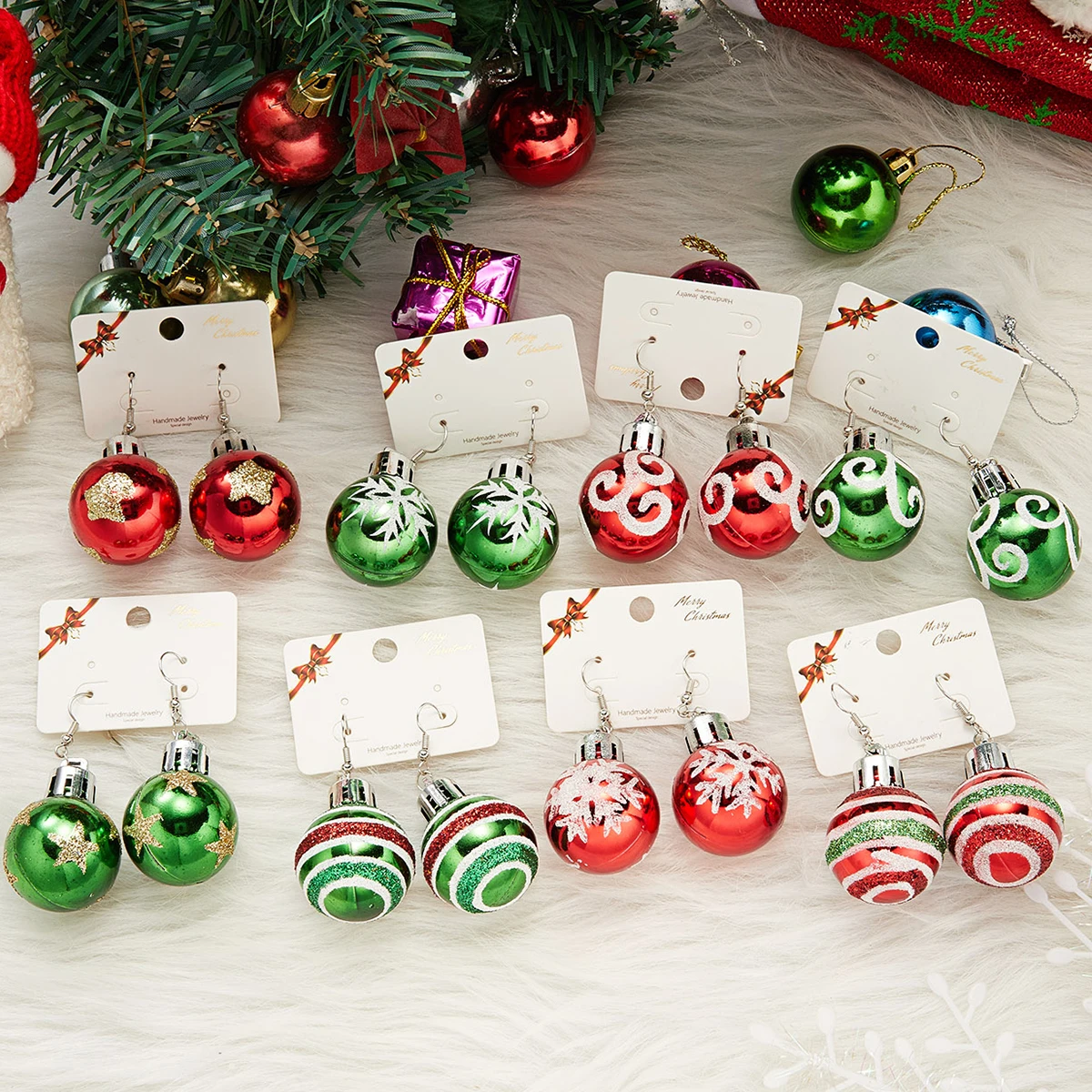 

Креативные рождественские серьги с крючком в виде шара из смолы для женщин, звезда, снежинка, Блестящие Блестки, круглый шар, висячие серьги, рождественские украшения