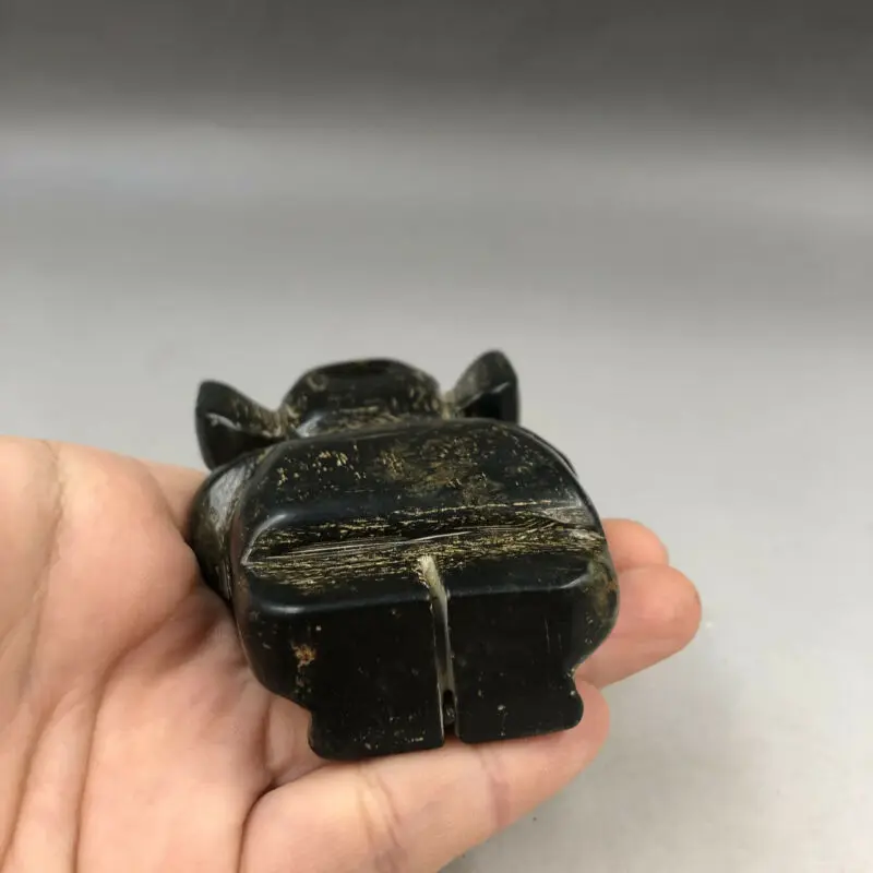 Неолитическая вековая культура Hongshan черный магнит метеорит резной кулон с