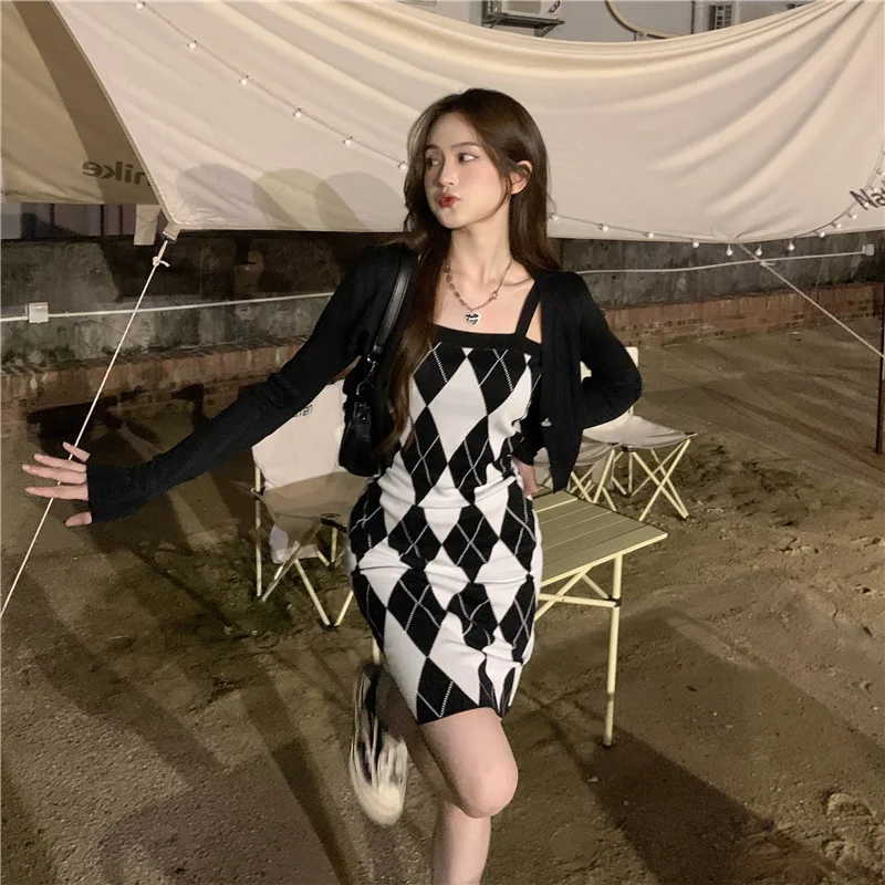 

Retro Hit Color Diamond Lattice Knitted Sling