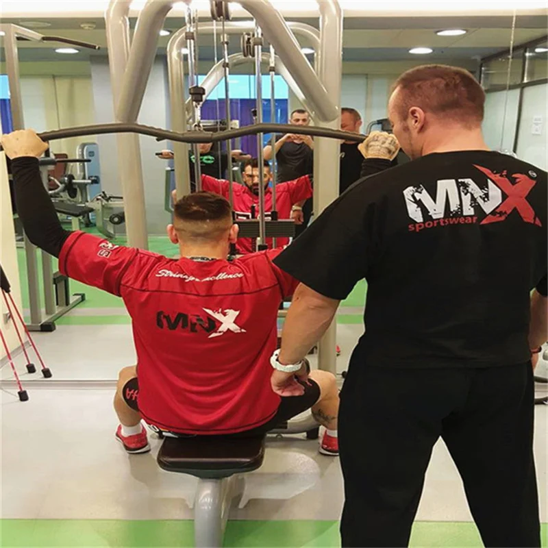 Новая футболка с коротким рукавом мужская рубашка Бодибилдинг Спортзал Фитнес Футболки мужские модные повседневные дышащие быстросохнущие летние топы с принтом