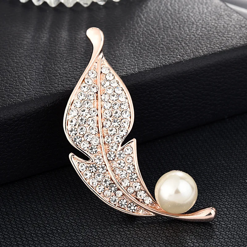 

Female Flower Pearls Brooch Pin Shiny Rhinestone Crystal Badges Fashion Clothes Jewelry Accessories Sweater Shawl Pins Brooches
