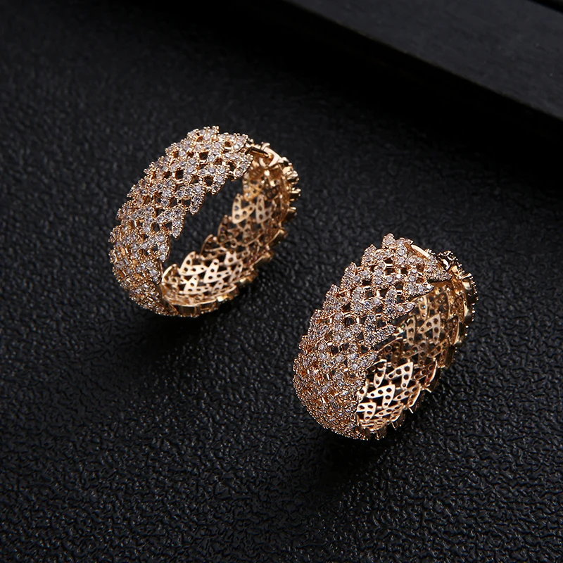 

Round hollow AAA zircon earrings 925 silver needle 210319-83