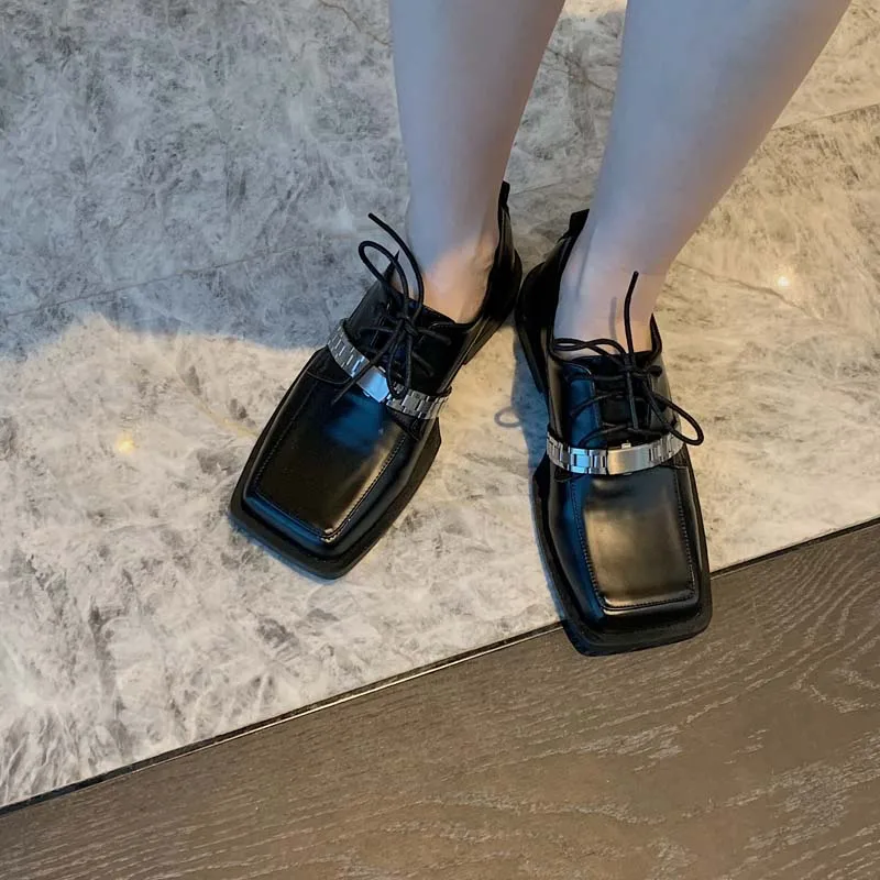 

Туфли-оксфорды женские с квадратным носком, серебристые, на низком каблуке, на шнуровке, на платформе, броги, лоферы, черные