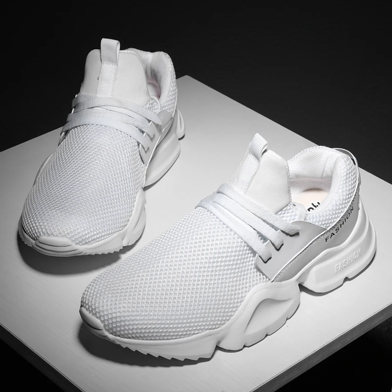 

2021 Summer Plus Size Ultralight Four Seasons Flying Woven Mesh Shoes Casual Sports Shoes Breathable Casual Hollow Mesh Shoes