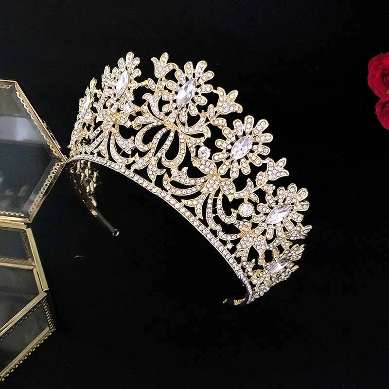 

Новая свадебная тиара для женщин головной убор и короны Стразы и повязка на голову для женщин модные дизайнерские невесты свадебное украше...