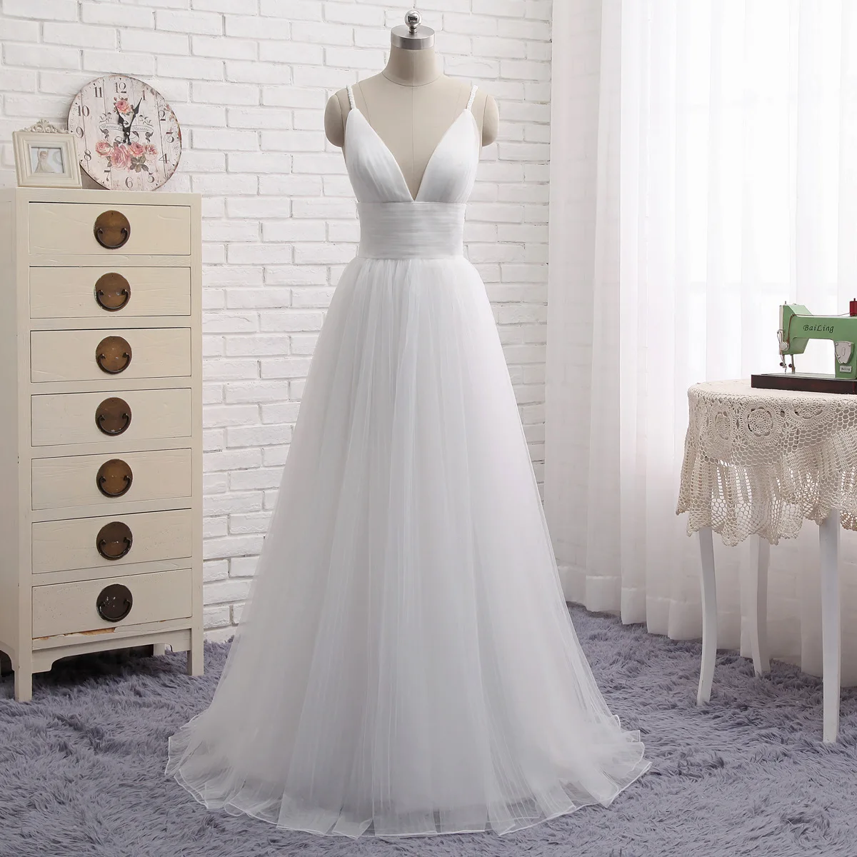 

Wedding Dress Is Dignified Slim and Sexy Evening Banquet Ball Wedding Dresses A300