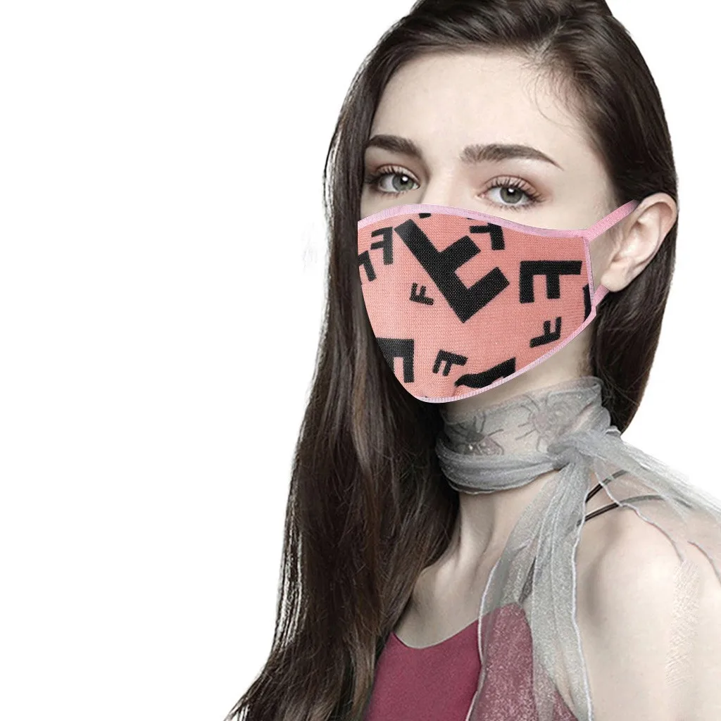 

1PC Adult Mask PM2.5 Outdoor Face Mask Adult Women 3D Print Masks Fashion Elastic Washable Fabric Mask Outdoor Face Cover