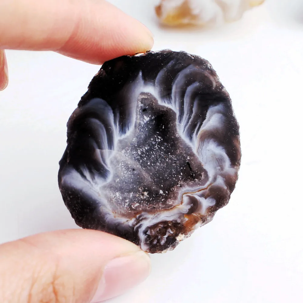 Натуральный агат геодовый кристалл минеральный образец с отверстиями содержит