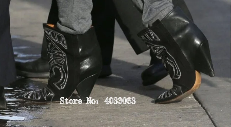 Botas Mujer/женские ботильоны; коллекция года; лоскутный с вышивкой; ковбойские ботинки; женская обувь на шпильках; женские короткие туфли без застежки с острым носком