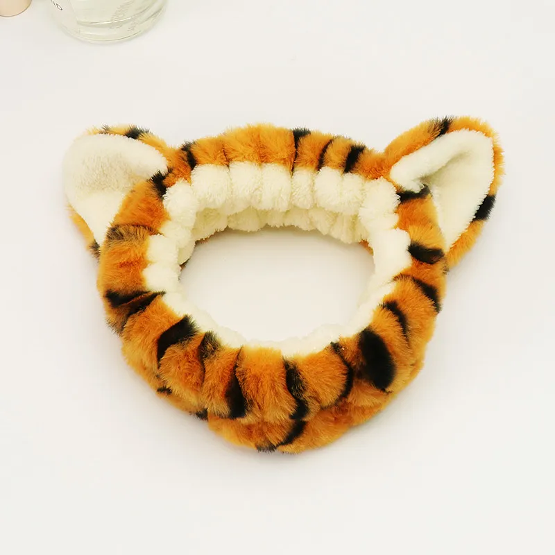 

2021 Women Shower Headband Girl Makeup Face Washing Hair Holder Cat Ear Headwrap Tiger Hairband Turban Hair Accessories Bandanas