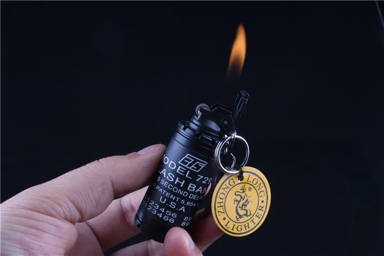 Мужская металлическая зажигалка в стиле милитари 7 см | Дом и сад