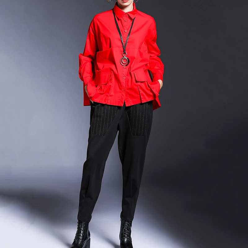 [EAM] Женская Асимметричная блузка оверсайз с карманами новая свободная рубашка