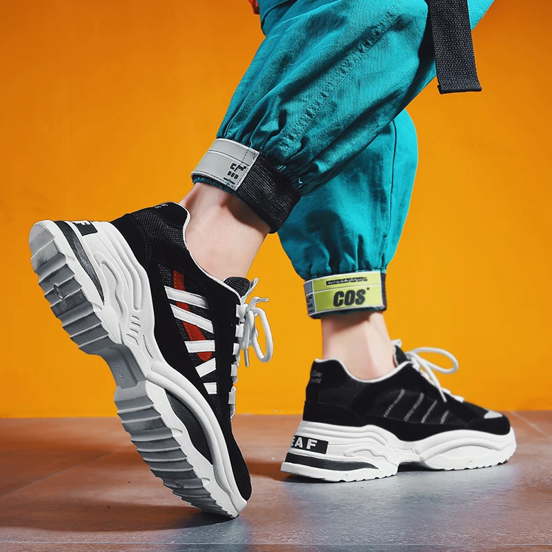 Мужские кроссовки на вулканизированной подошве яркие сетчатые в стиле ретро